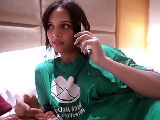 A delivery man was lucky enough to catch a horny